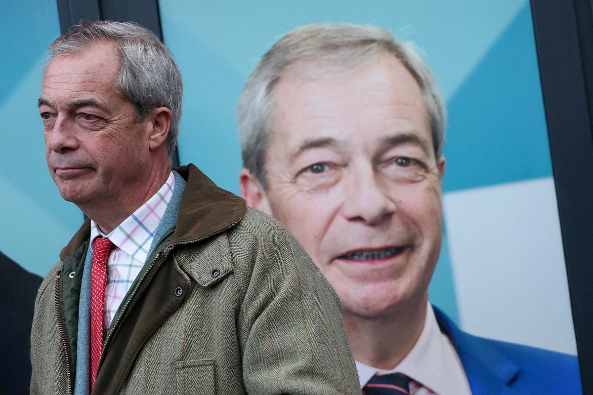 Nigel Farage zrzeka się mandatu posła. Polityczny test przed wyborami uzupełniającymi